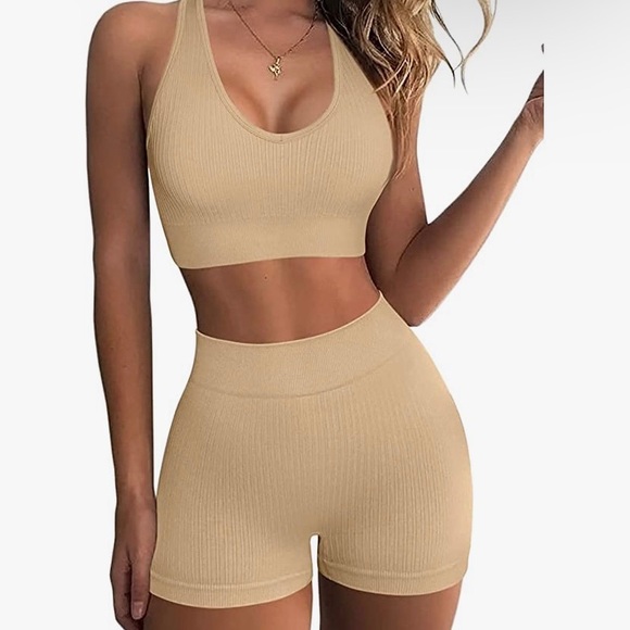 Amazon Nude Workout Set - Picture 1 of 1